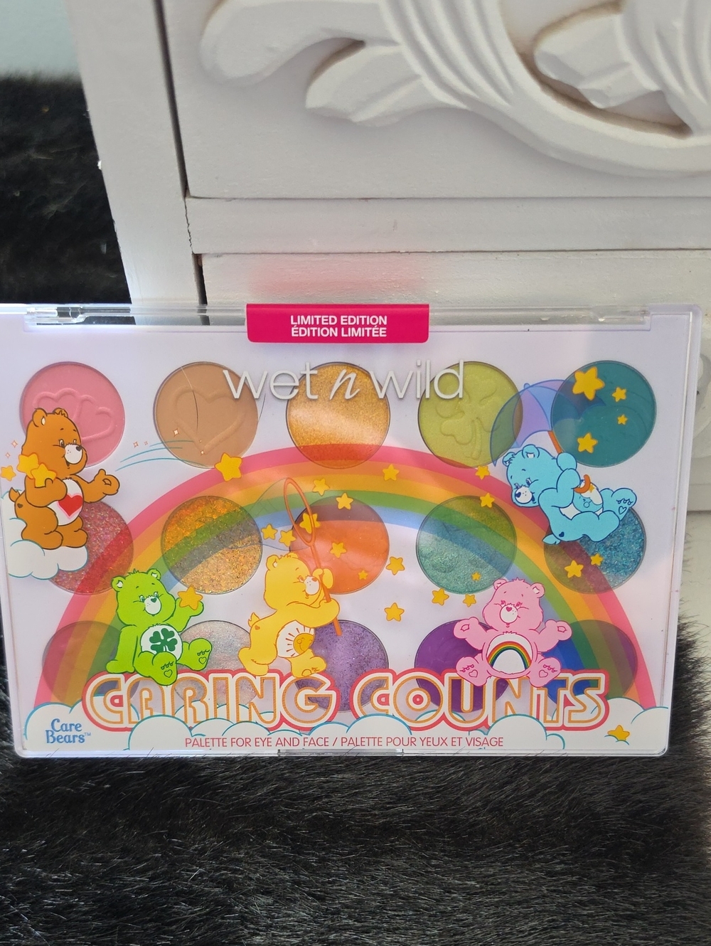 wet n wild Care Bears 'Caring Counts'  Eyeshadow Palette - Rainbow